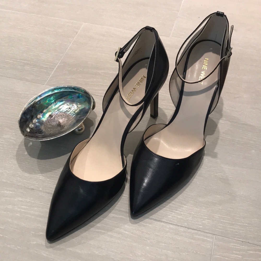 💙EUC Nine West Ankle Strap Pumps💙